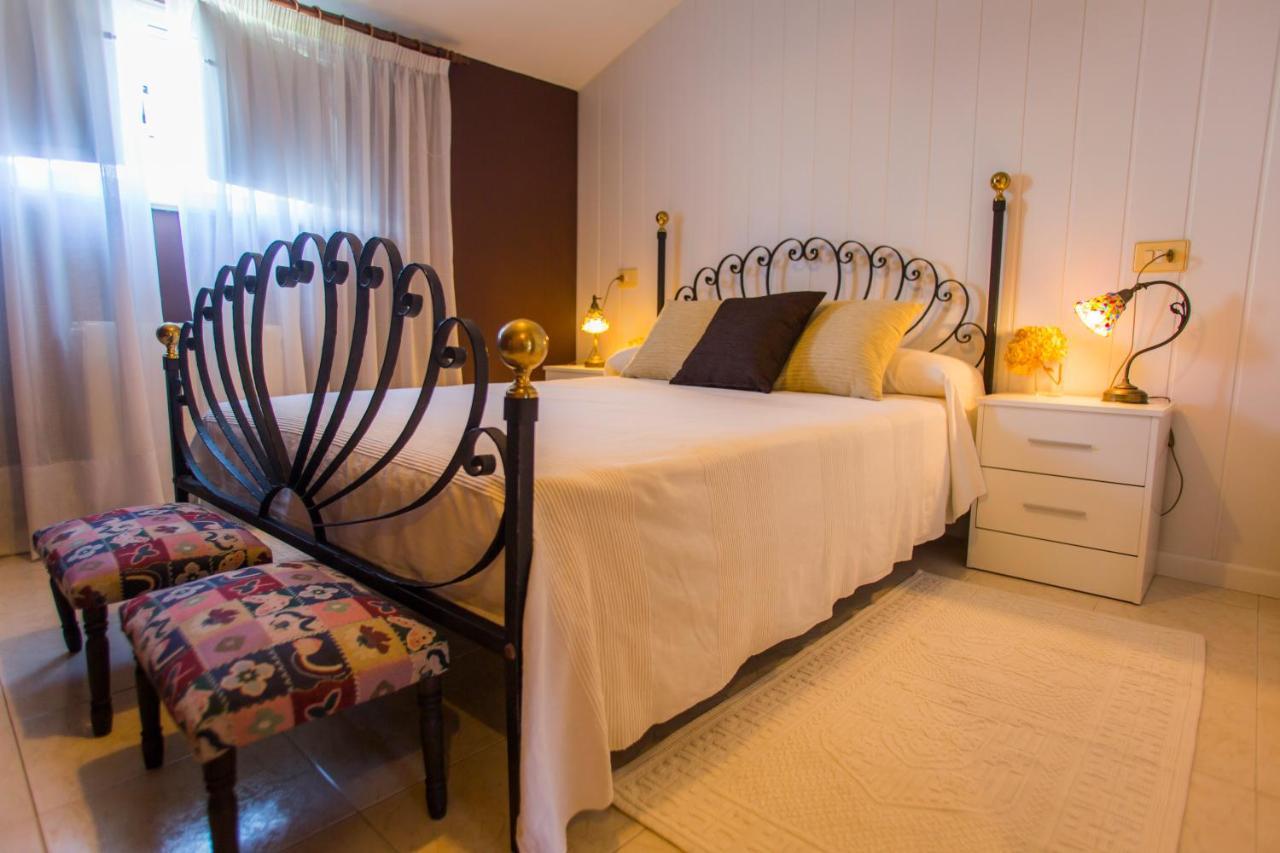 Low Cost Casa Brais San Pedro de Benquerencia Eksteriør billede